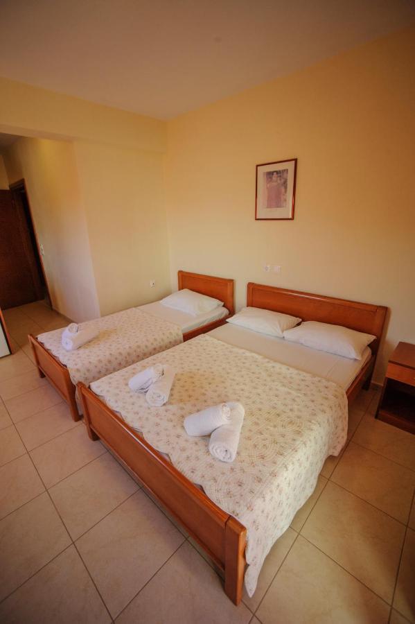 Polymnia Apartament *